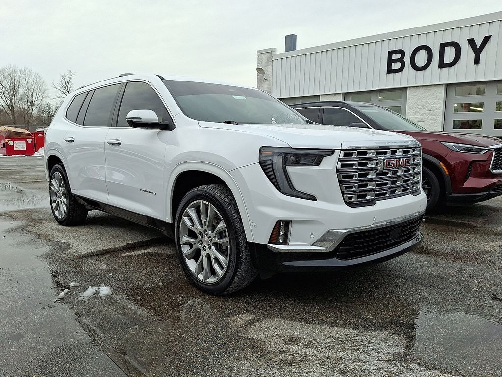 2024 GMC Acadia Denali AWD