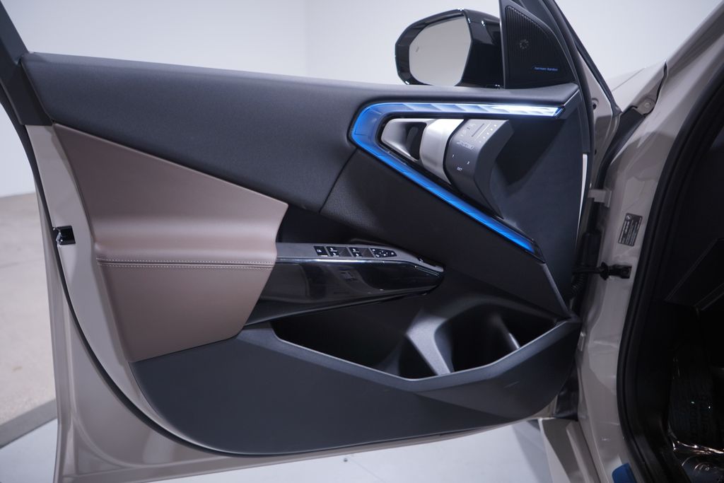 Thumbnail: 2026 BMW X3 - 10