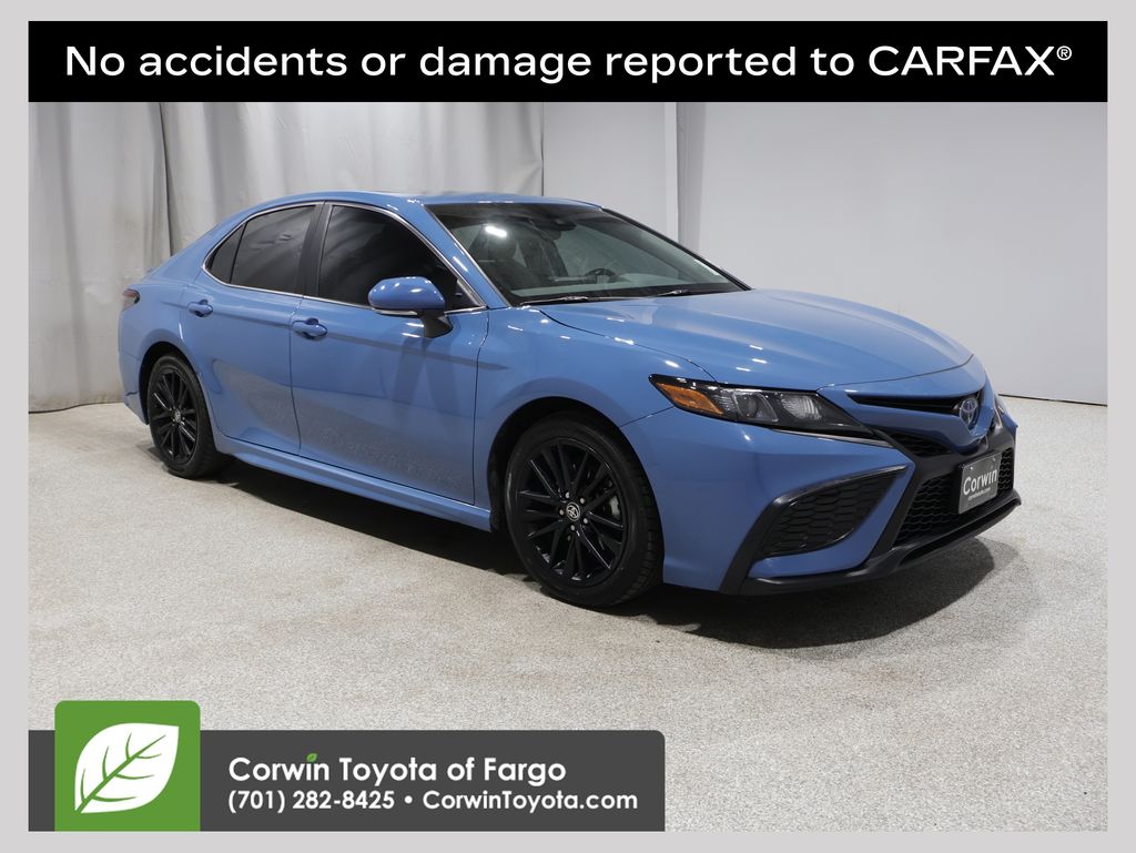  2023 Toyota Camry Hybrid SE FWD   