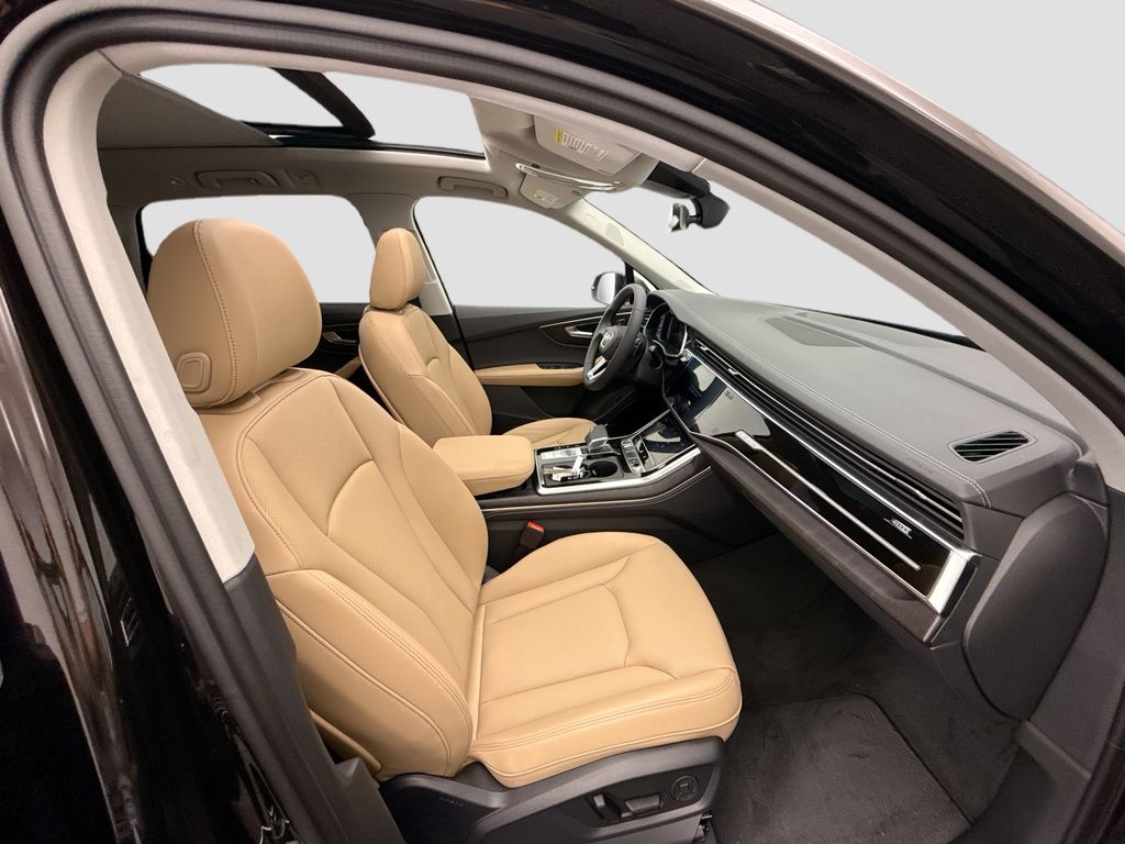 Thumbnail: 2026 Audi Q7 - 19