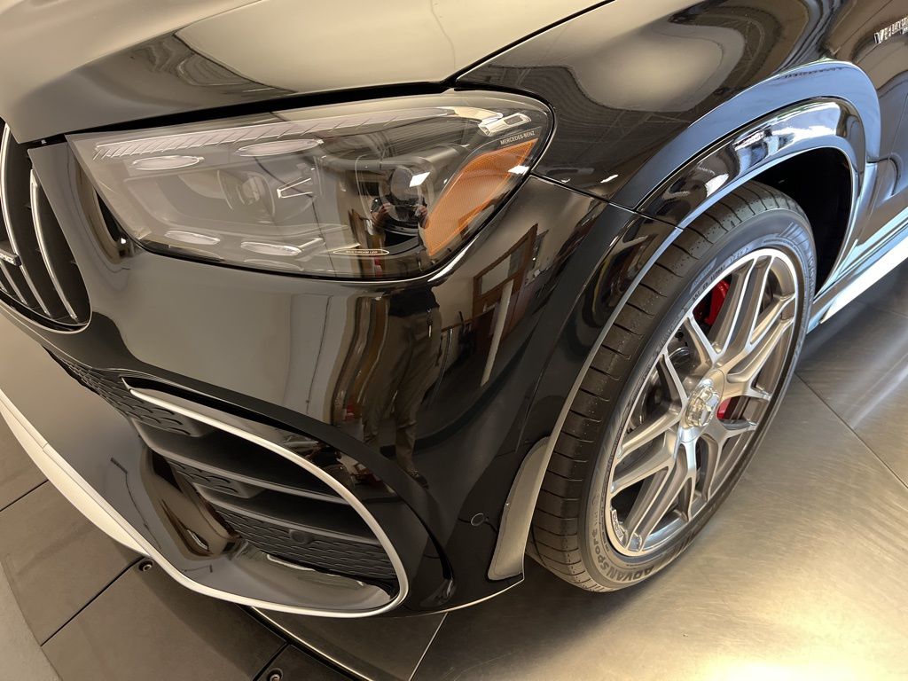 Thumbnail: 2026 Mercedes-Benz GLE - 9