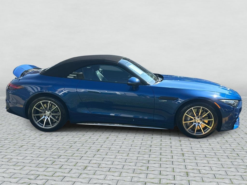 Thumbnail: 2023 Mercedes-Benz SL-Class - 4