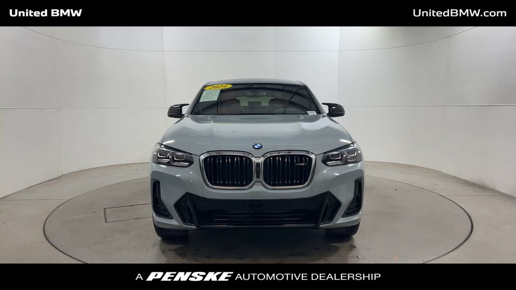 Thumbnail: 2024 BMW X4 - 3