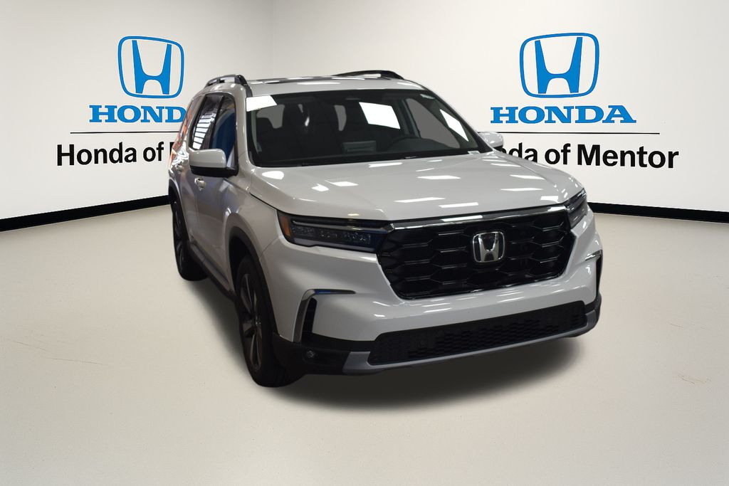 Thumbnail: 2025 Honda Pilot - 3