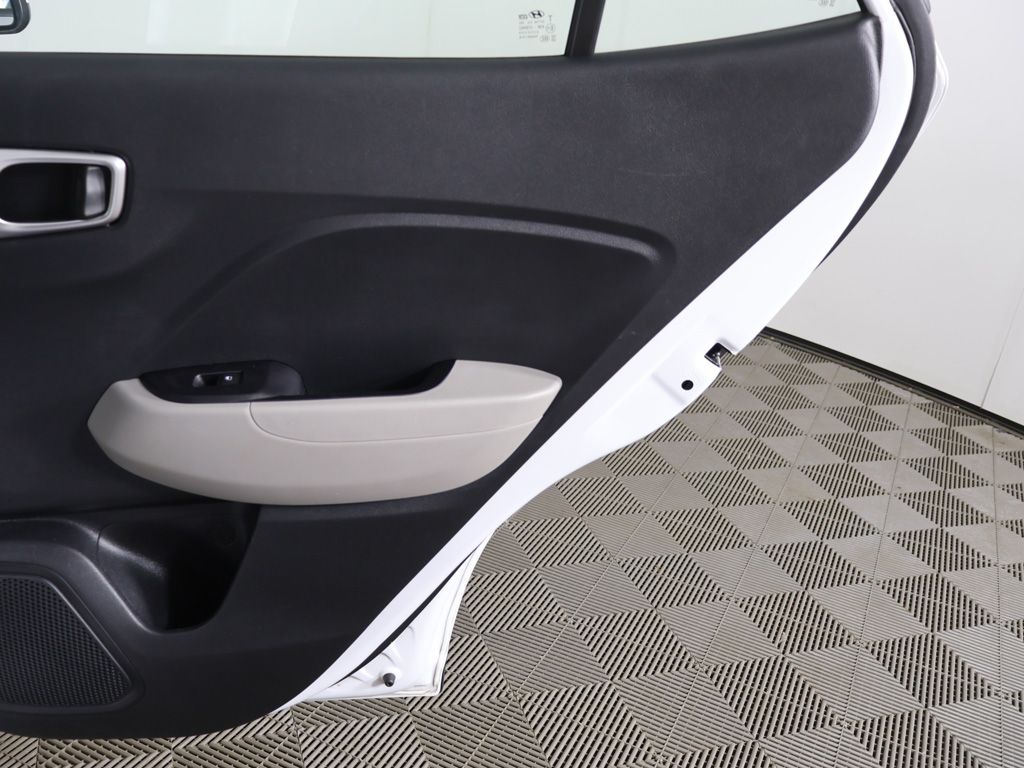 Certified Used 2024 White Hyundai SEL image 22