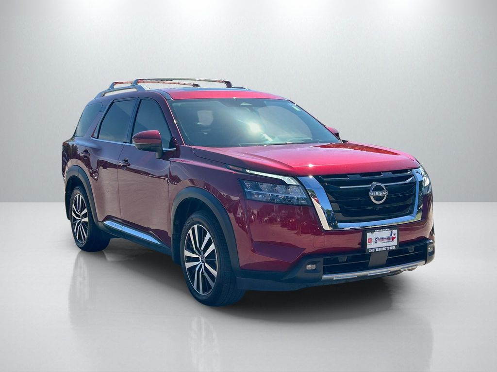 Used 2024 Nissan Pathfinder SUV