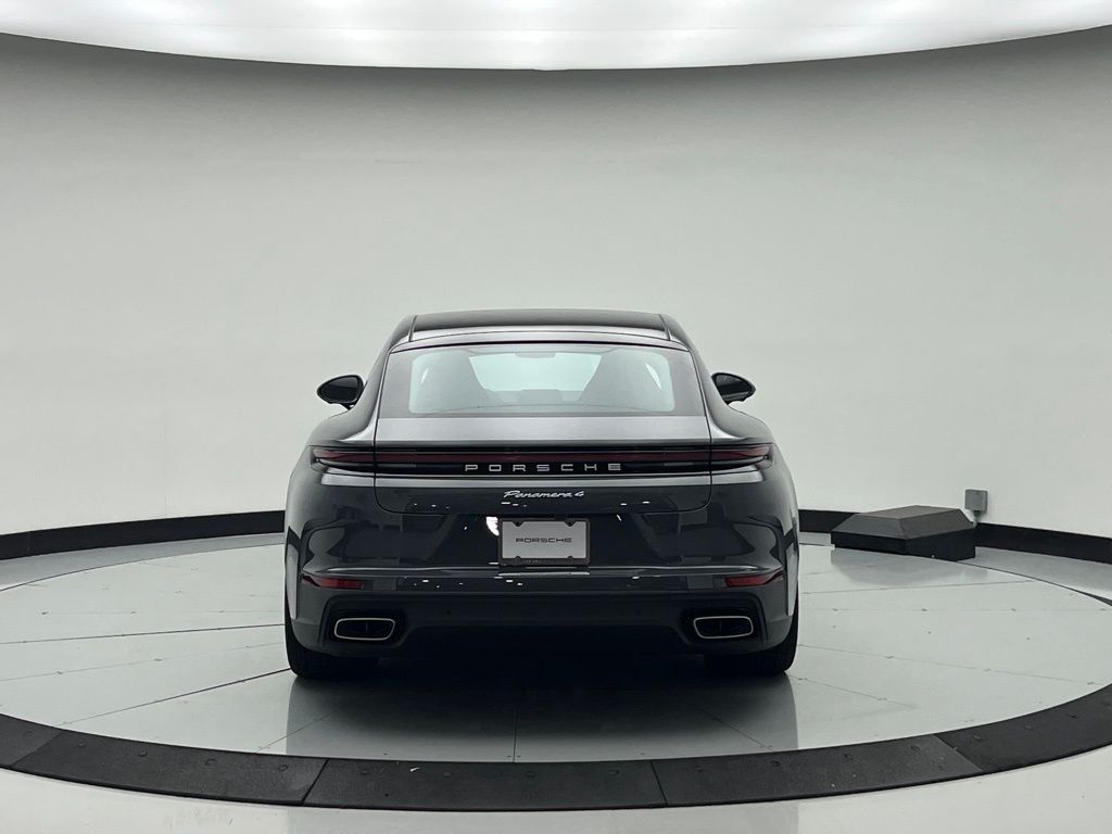 Thumbnail: 2026 Porsche Panamera - 9