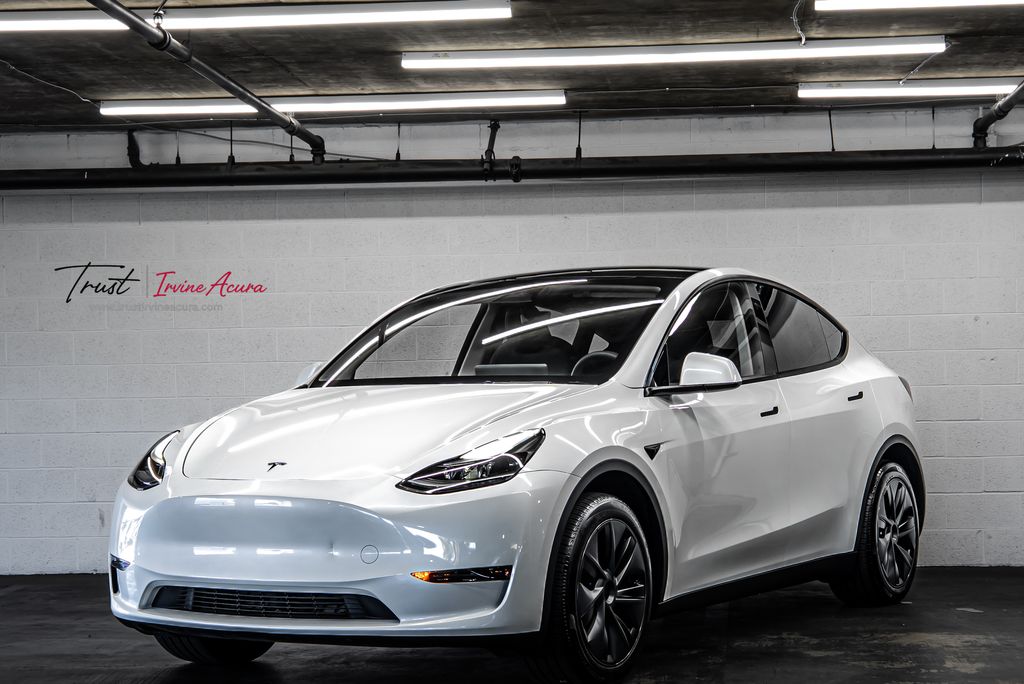 2025 Tesla Model Y Long Range