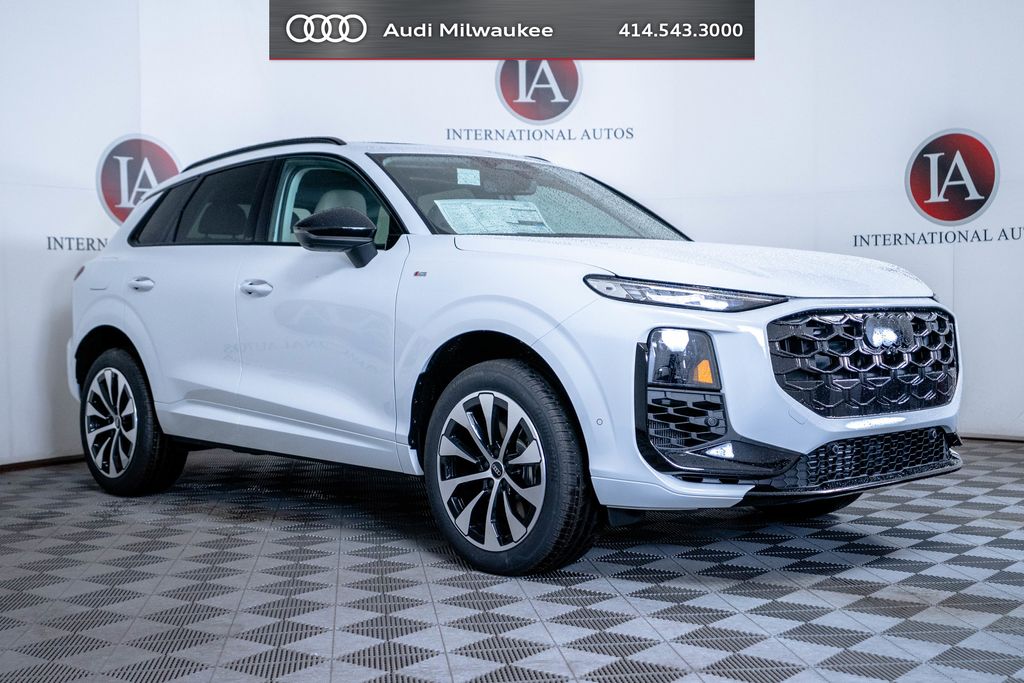 Glacier White Metallic 2026 Audi Q3 SUV / Crossover All-Wheel Drive 7-Speed Automatic