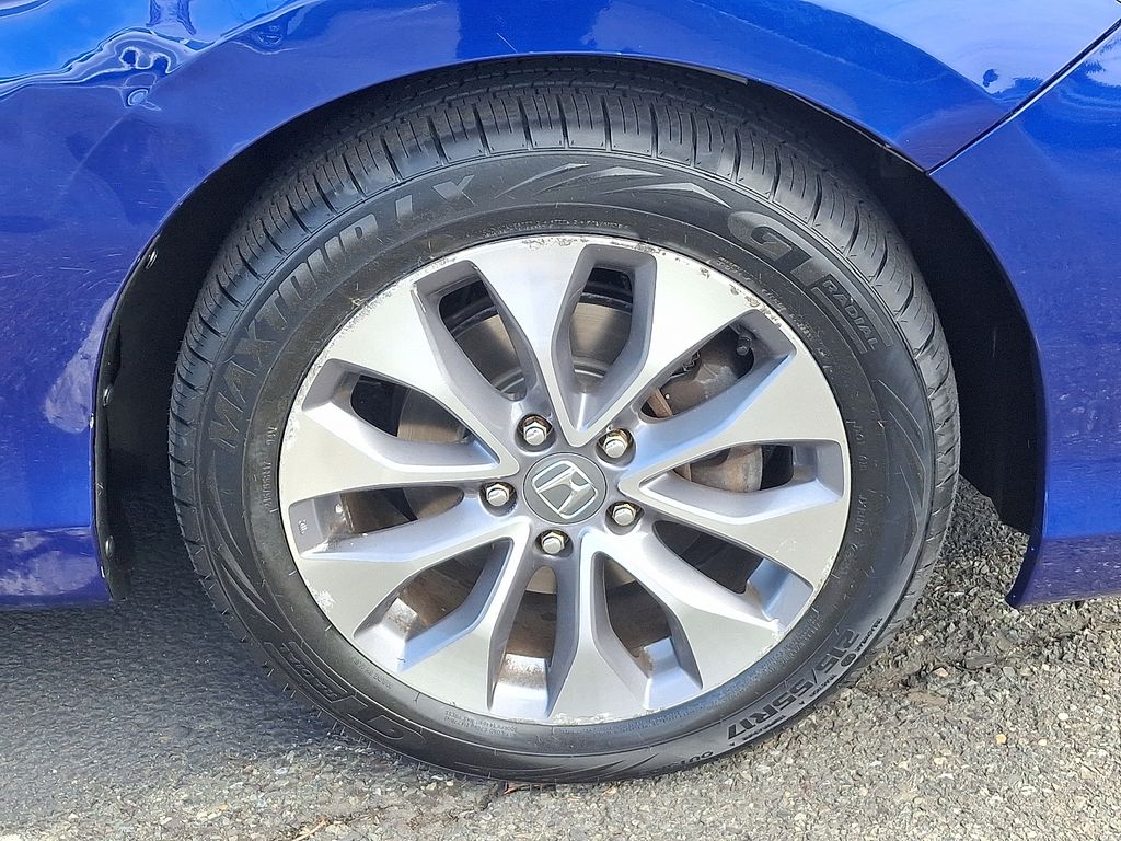 Thumbnail: 2013 Honda Accord - 8