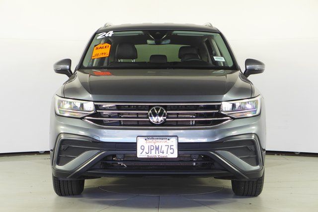 2024 Volkswagen Tiguan 2.0T SE 3