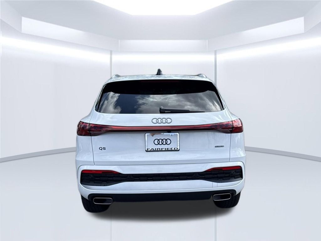 Thumbnail: 2026 Audi Q5 - 4