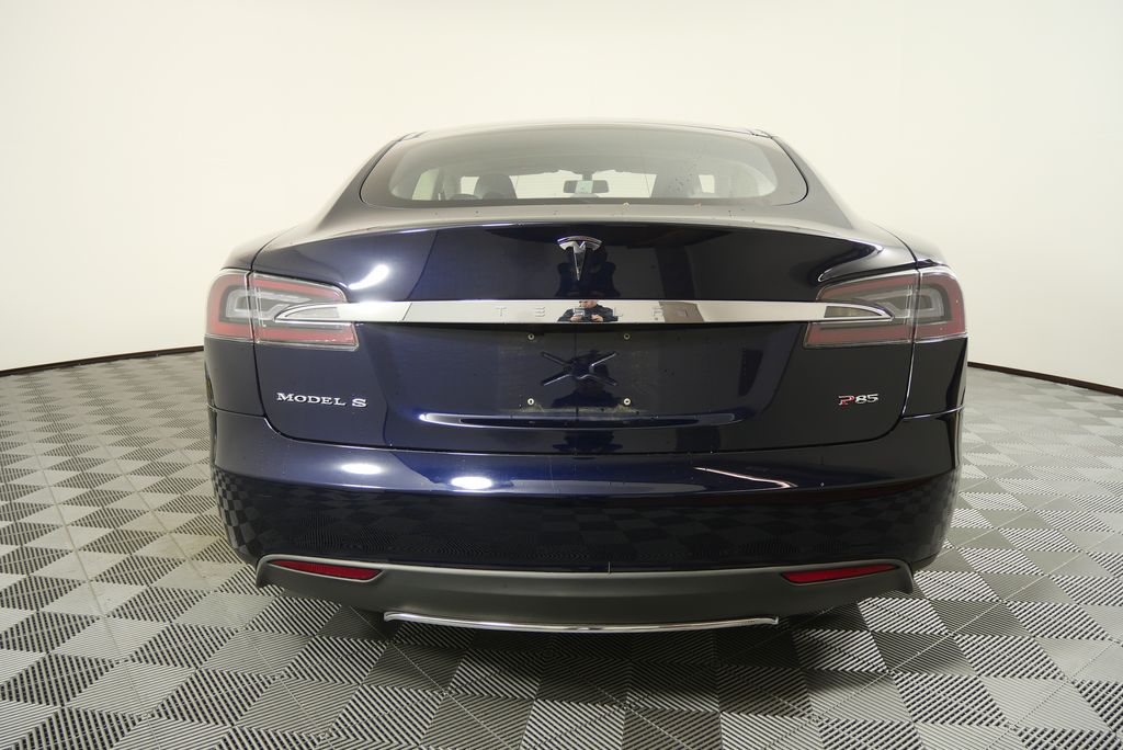 Thumbnail: 2013 Tesla Model S - 4