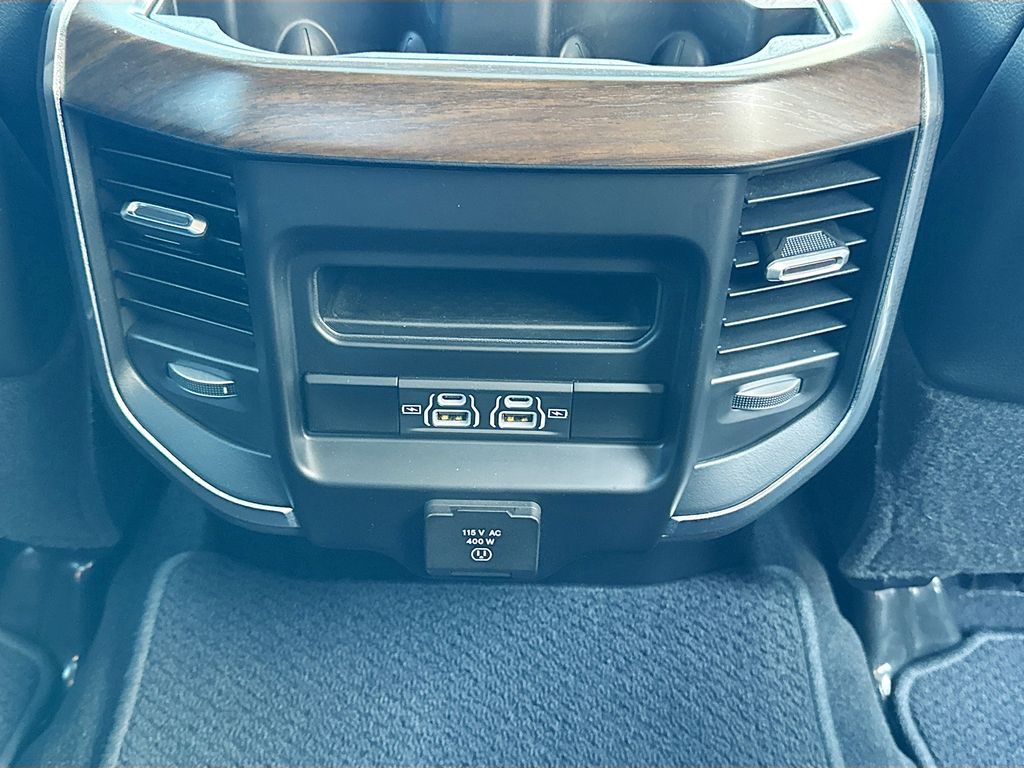 2024 RAM Ram 3500 Pickup Laramie - Photo 31