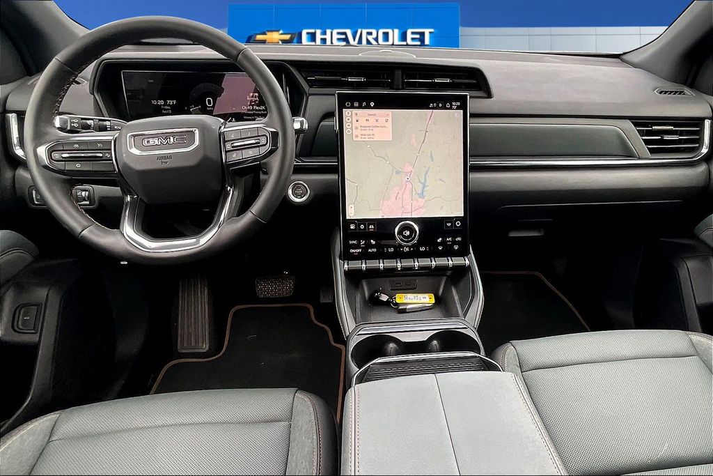 View vehicle photo 7