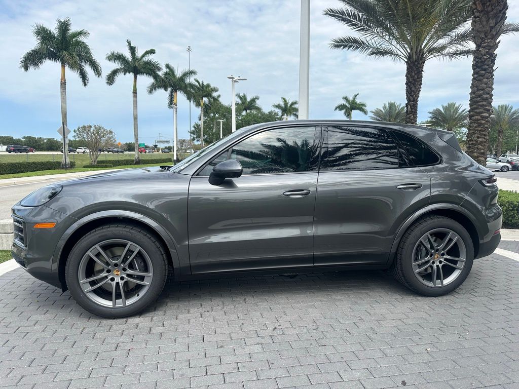 2024 Porsche Cayenne  3