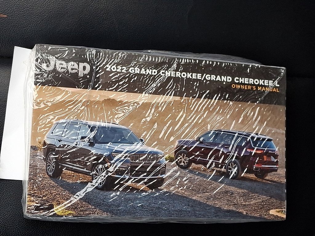 2022 Jeep Grand Cherokee 4xe Gray at South Hills CDJR