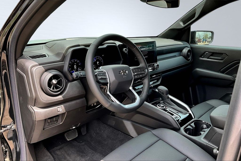 2026 Chevrolet Colorado Trail Boss - 7