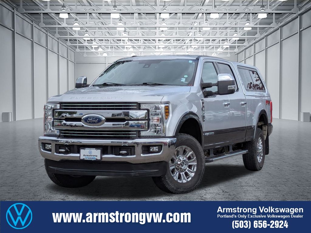 Ingot Silver Metallic 2018 Ford F-350 Super Duty Lariat Crew Cab 4WD Pickup Truck Four-Wheel Drive 6-Speed Automatic