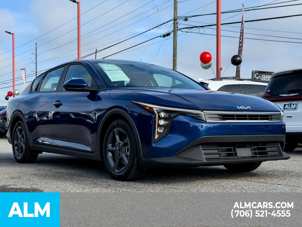 Used 2025 Blue Kia LXS image 5