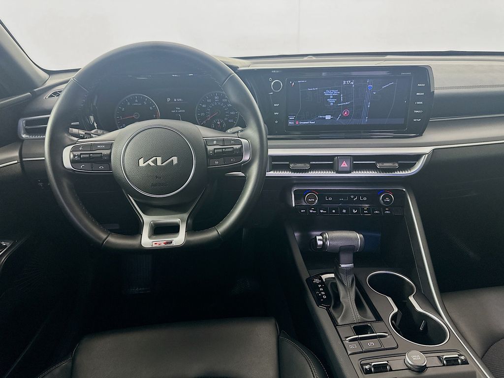 Thumbnail: 2022 Kia K5 - 22