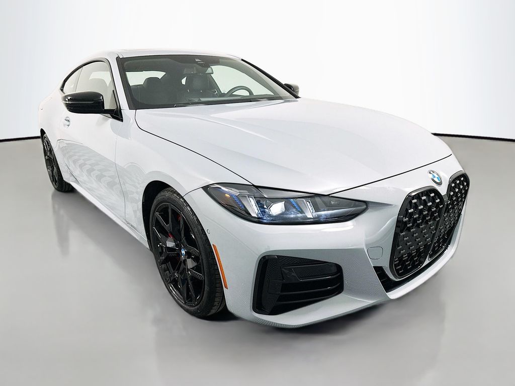 Thumbnail: 2025 BMW 4 Series - 3