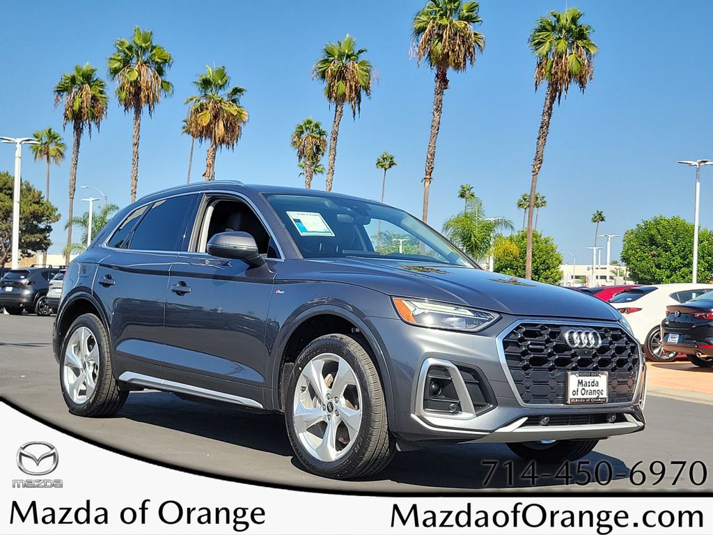 Daytona Gray Pearl Effect 2022 Audi Q5 SUV / Crossover All-Wheel Drive 7-Speed Automatic