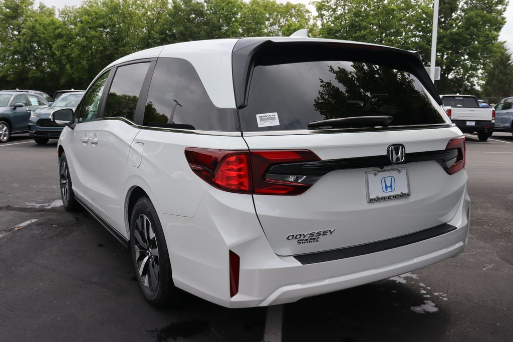 2025 Honda Odyssey EX-L 3