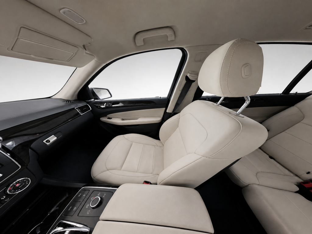 Thumbnail: 2019 Mercedes-Benz GLS - 9