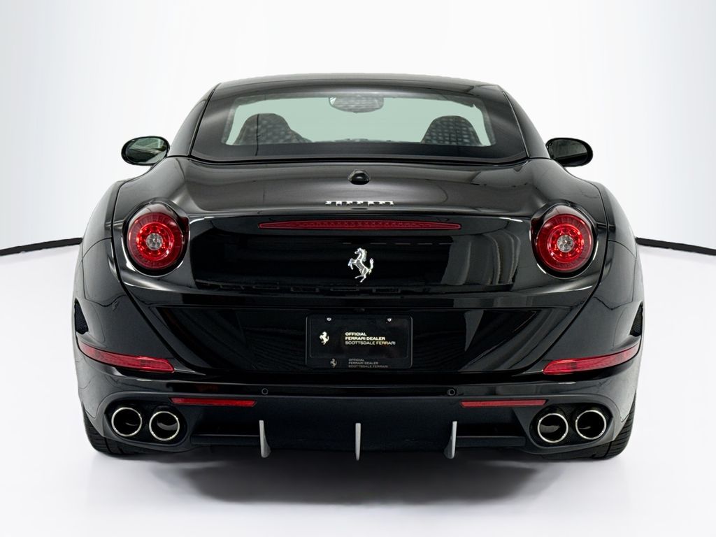 Thumbnail: 2016 Ferrari California - 14