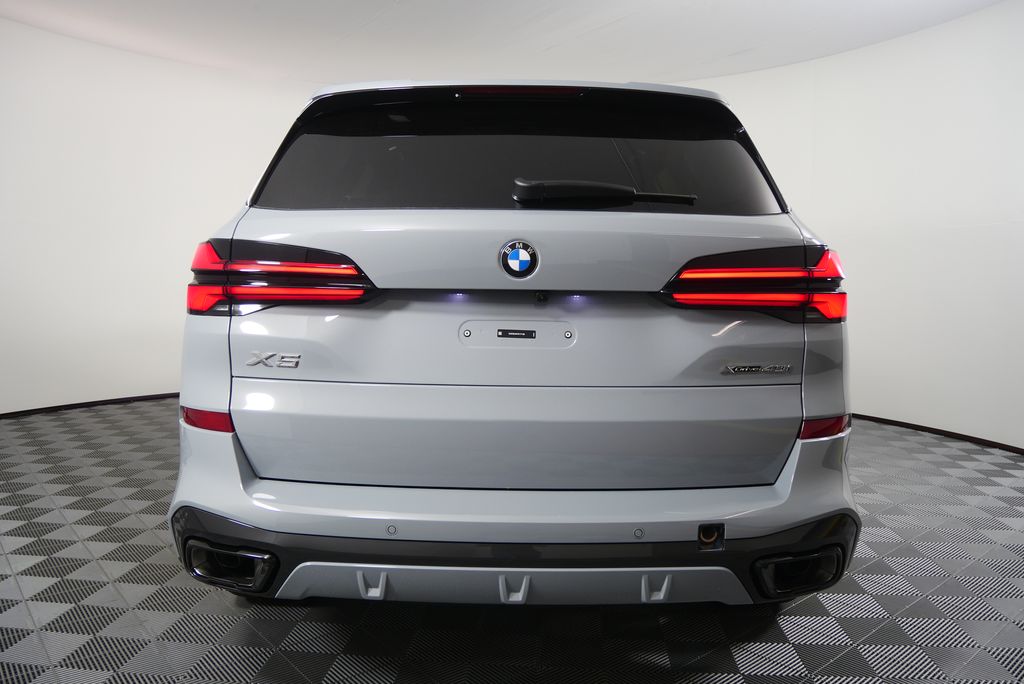 Thumbnail: 2026 BMW X5 - 4
