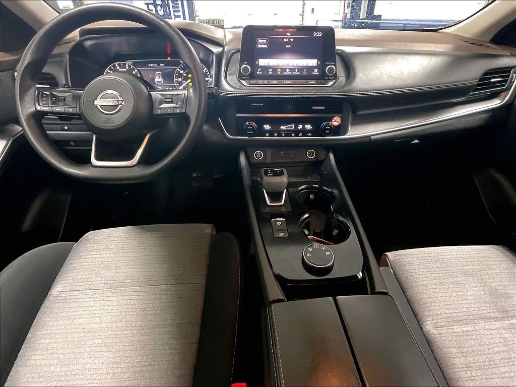 2023 Nissan Rogue — photo 21