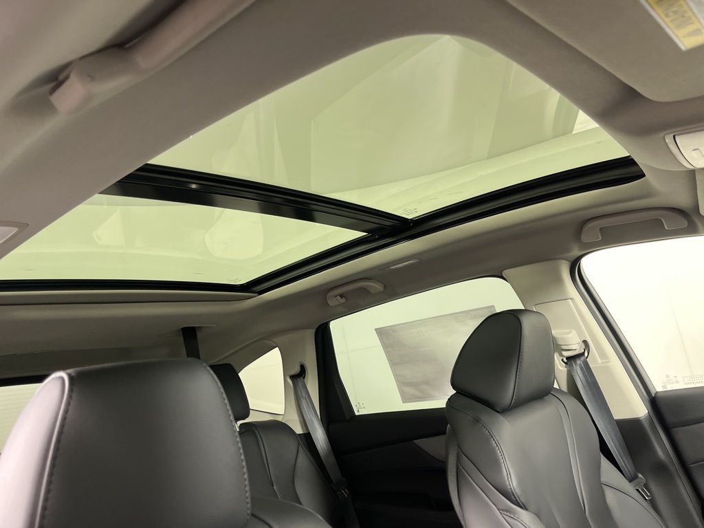 Thumbnail: 2026 Acura MDX - 5