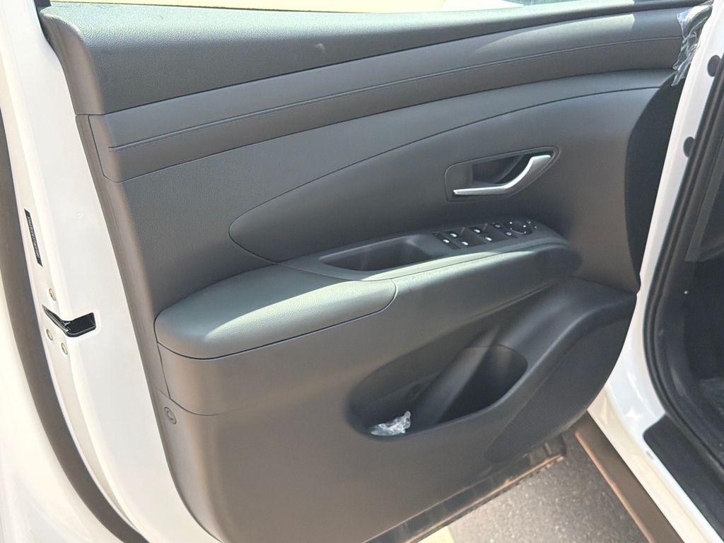 New 2026 White Hyundai SEL image 11