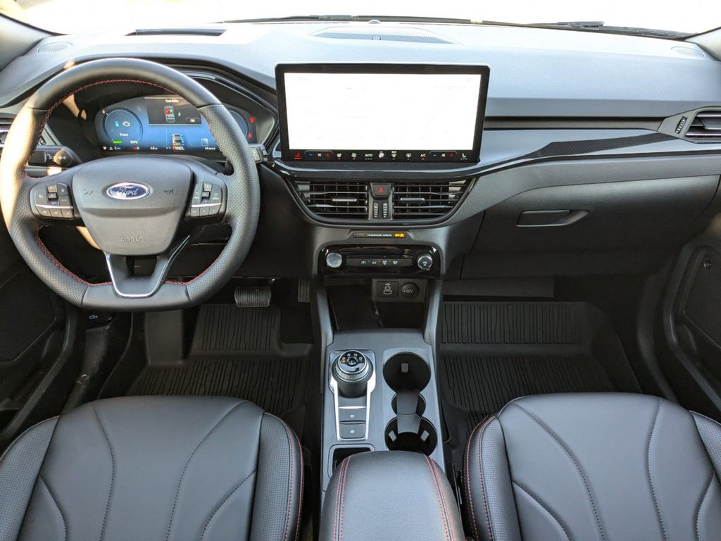 2025 Ford Escape ST-Line Elite