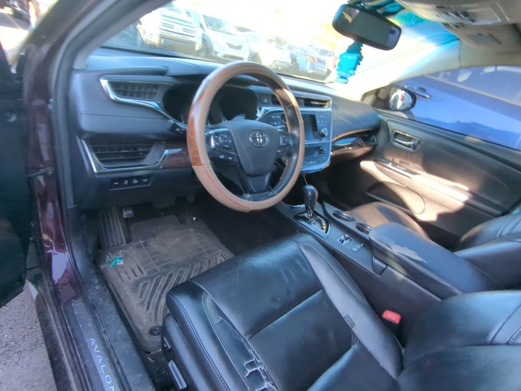 View vehicle photo 7