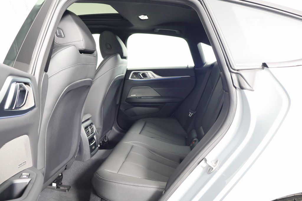 2025 BMW i4 eDrive40 6