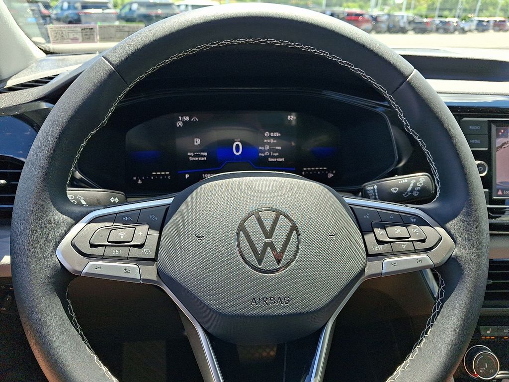 2023 Volkswagen Taos — photo 19