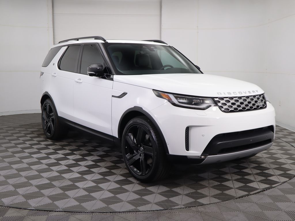 Thumbnail: 2025 Land Rover Discovery - 3
