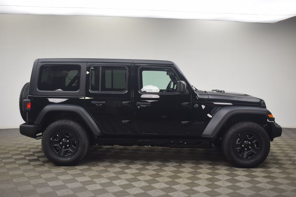 new 2026 Jeep Wrangler car, priced at $39,386