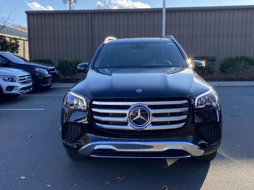 2025 Mercedes-Benz GLS 450 4MATIC 2