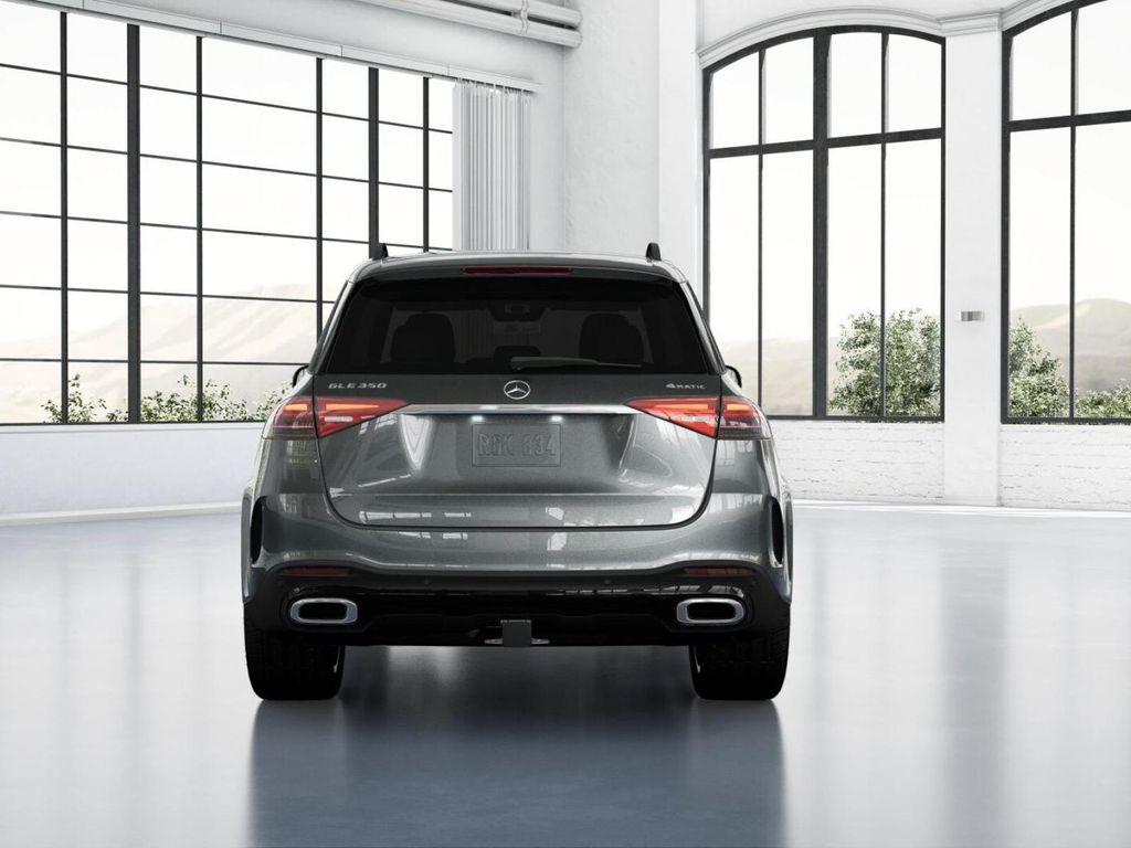 Thumbnail: 2026 Mercedes-Benz GLE - 25