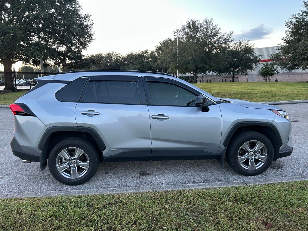 Thumbnail: 2025 Toyota RAV4 - 6