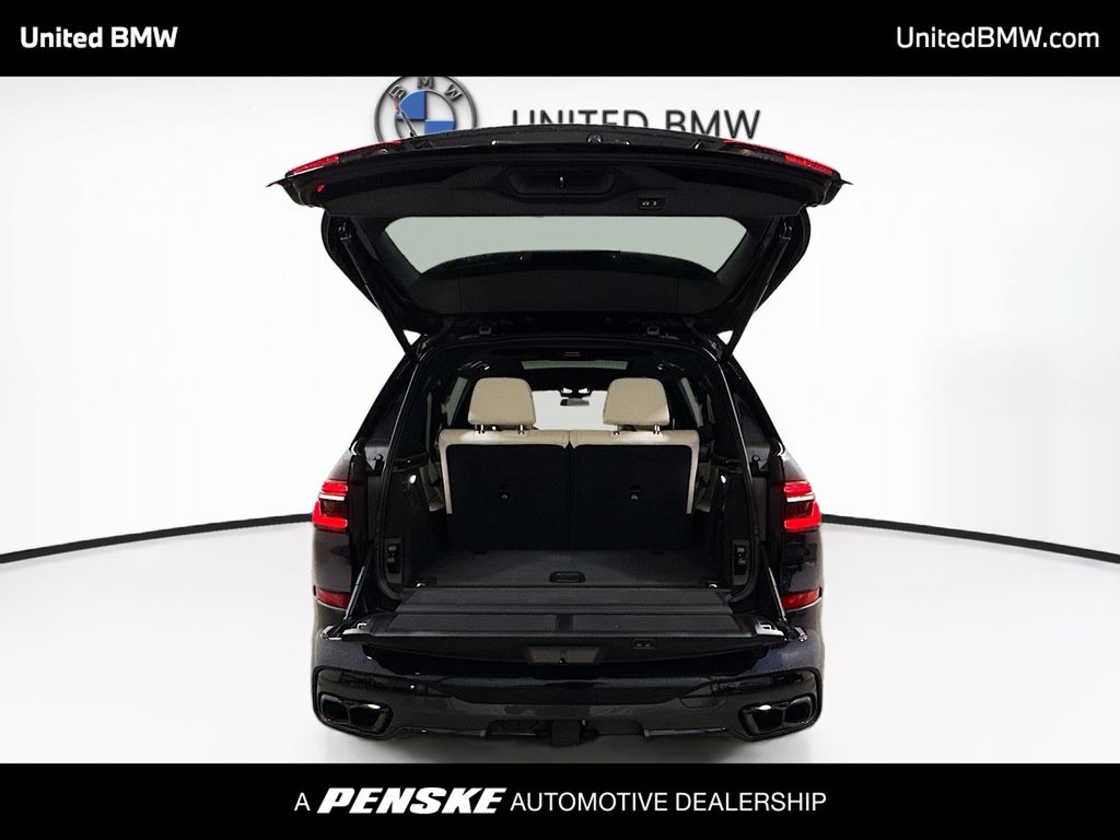 Thumbnail: 2023 BMW X7 - 15