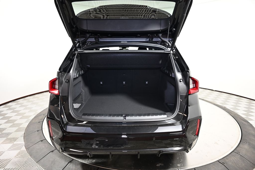 Thumbnail: 2025 BMW X1 - 10