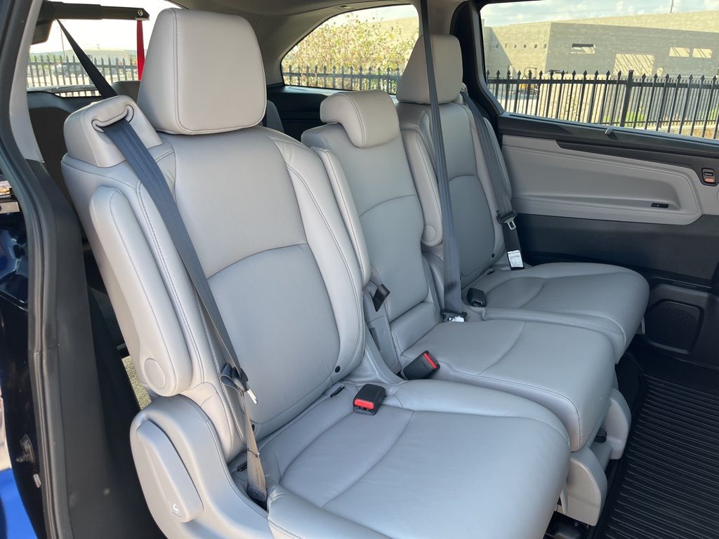 Thumbnail: 2022 Honda Odyssey - 26