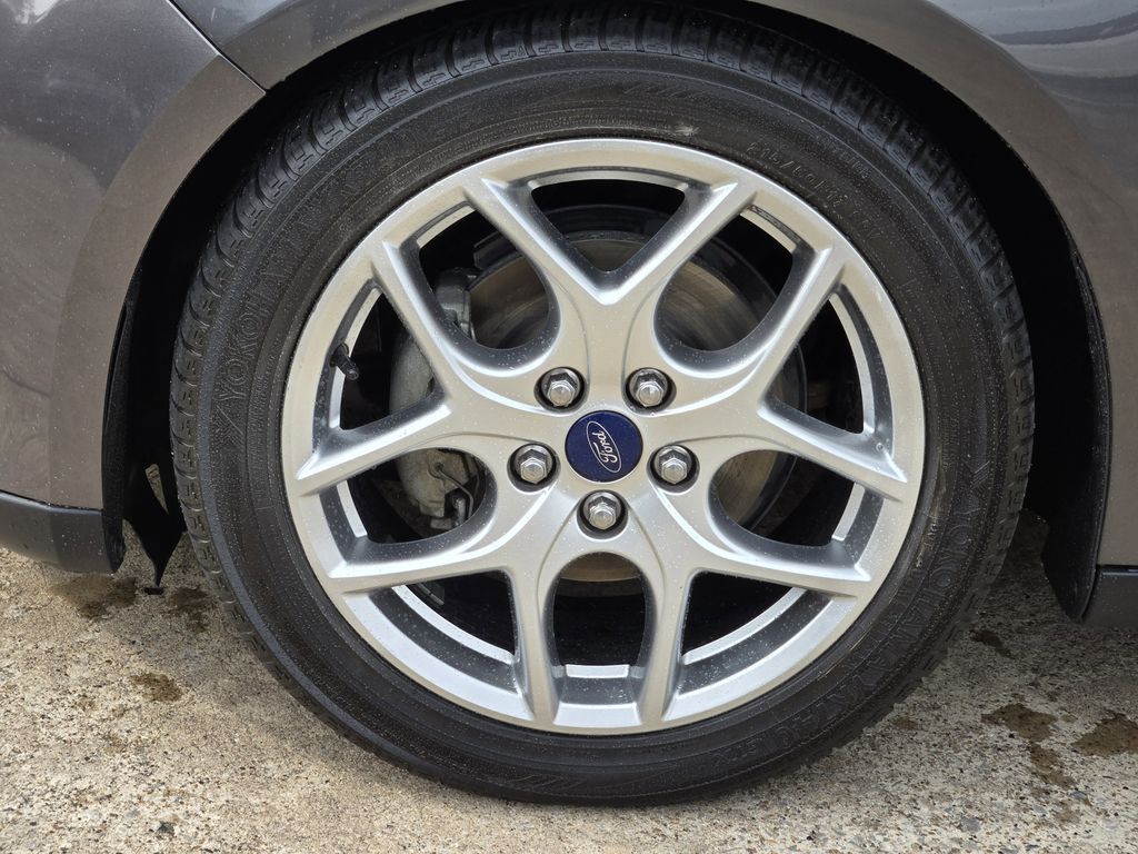 used 2015 Ford Focus car, priced at $6,494