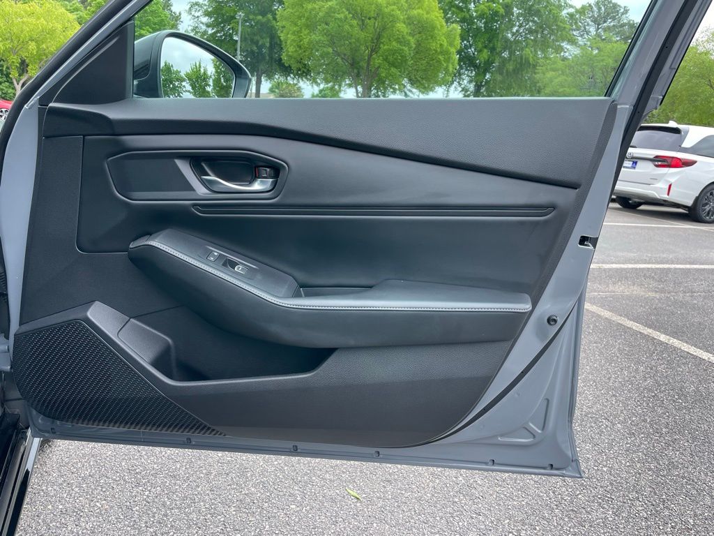 Thumbnail: 2024 Honda Accord - 30