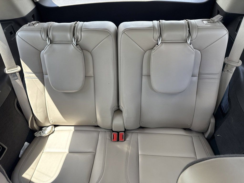2023 Lincoln Aviator Standard