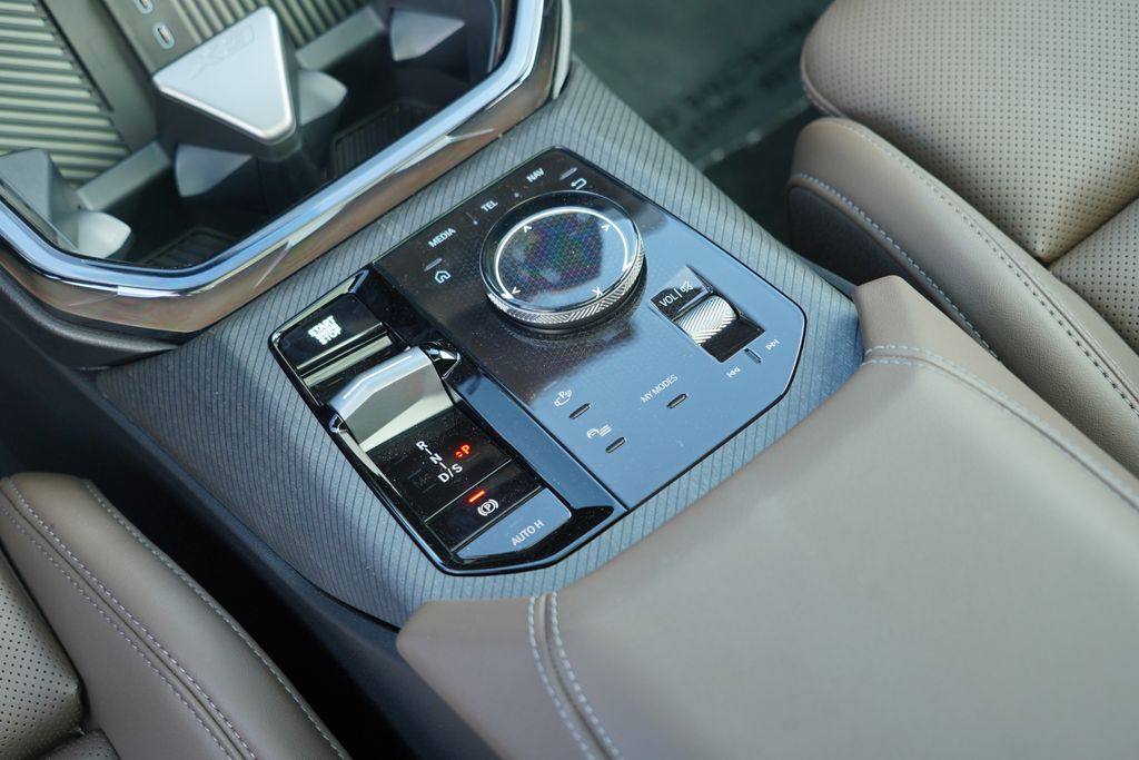 Thumbnail: 2026 BMW X3 - 24
